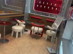 -DQ·蛋糕·冰淇淋(三亚青春颂店)