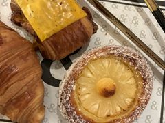 -BUTTERFUL&CREAMOROUS 黄油与面包(万象城店)