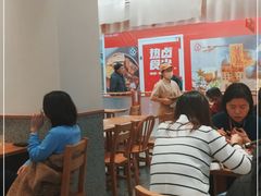 大堂-小满手工粉(上海品尊国际店)