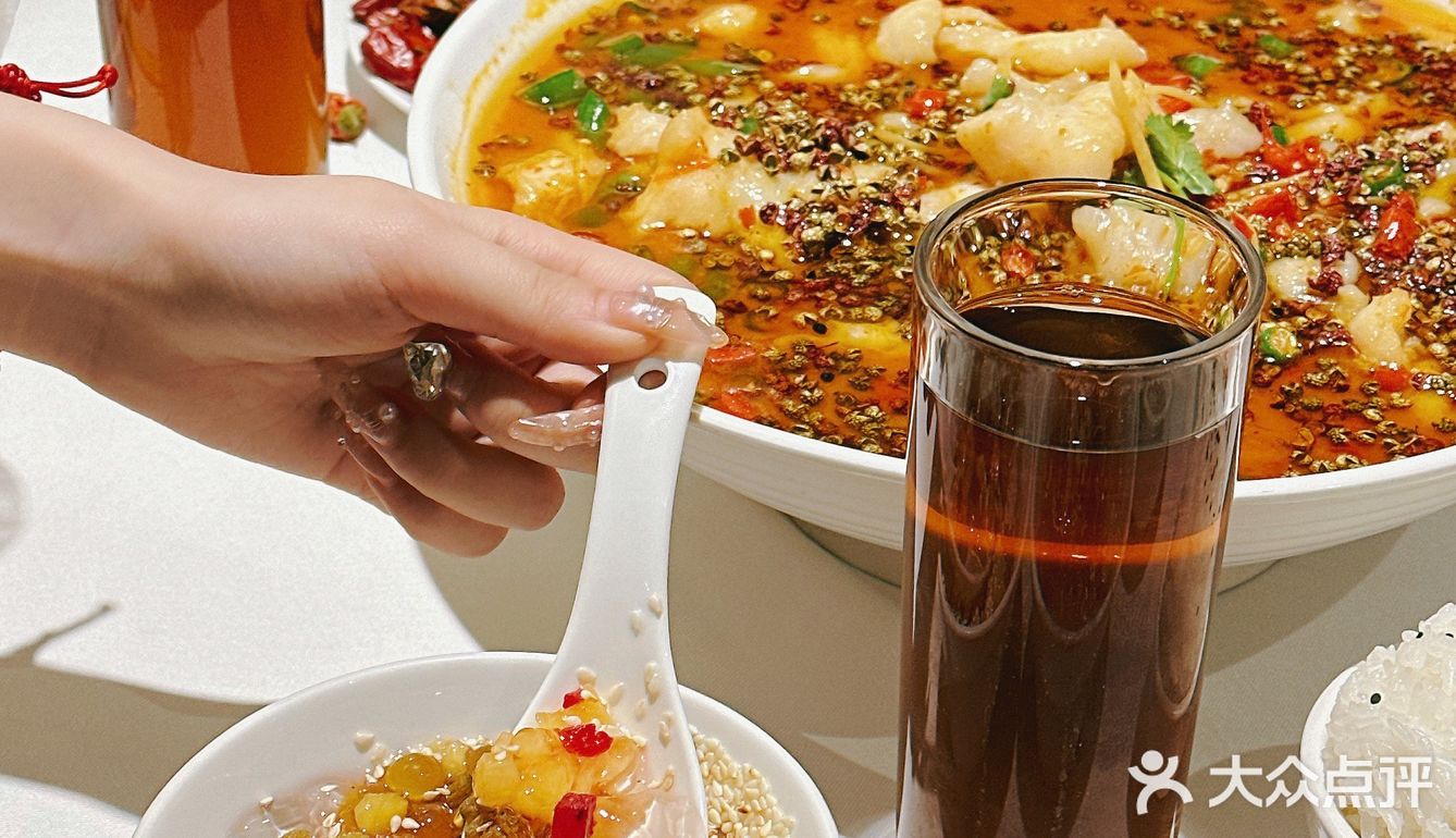 南京探店|专治食欲不振的地道川菜来咯[礼花]