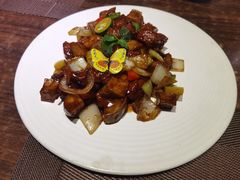 鲜菌黑椒牛仔粒-宋庄魁元艺术餐厅