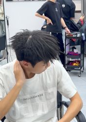 点击看大图 -M1山木造型国潮男士发型定制