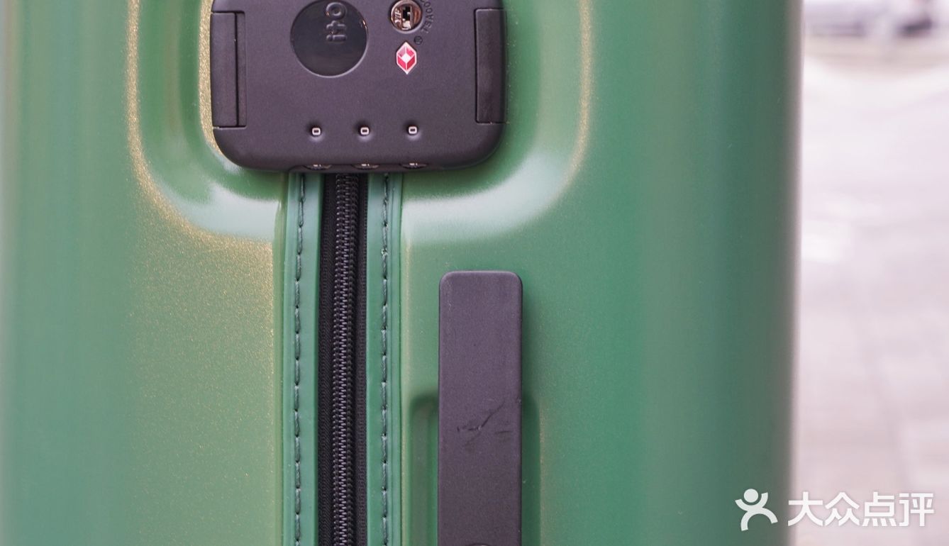 与布拉迪斯拉发老城超搭的复古风旅搭好物