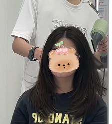 -PE SALON
