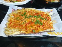 -大富蚝乌东哥饭店·石锅鱼杂·柠檬鸭(革新路店)