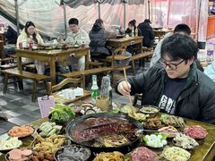 -正南齊北重庆老火锅(光华村直营店)