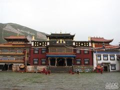 -塔公寺