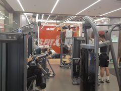 -乐刻健身(龙华红山6979店)