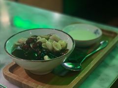 冰粉佳人-辛香汇·现炒川菜(淮海路百盛店)