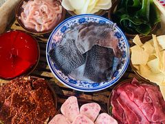 土货九大碗-董眼镜火锅(洪崖洞总店)