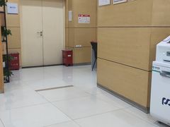 -浦发银行(南京西路支行)
