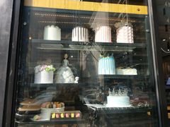 -焙丽拾光(麦凯乐直营店)