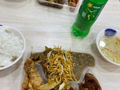 -晓宇盒饭(民安街店)