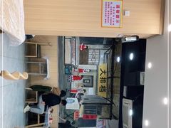 -江城燕子大排档(江汉路步行街店)