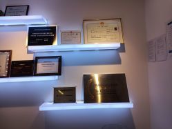 -沁科妍医疗美容·半岛黄金超声炮战略合作机构