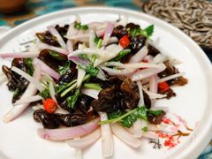 -三江源美食城