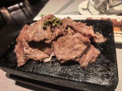 -左庭右院鲜牛肉火锅黑金店(陆家嘴中心店)
