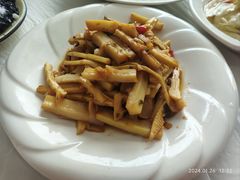 -天乐农家鱼头王(天目湖店)