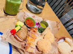 曼谷街头经典小吃拼盘-正泰餐厅AmazingThai(亦庄店)