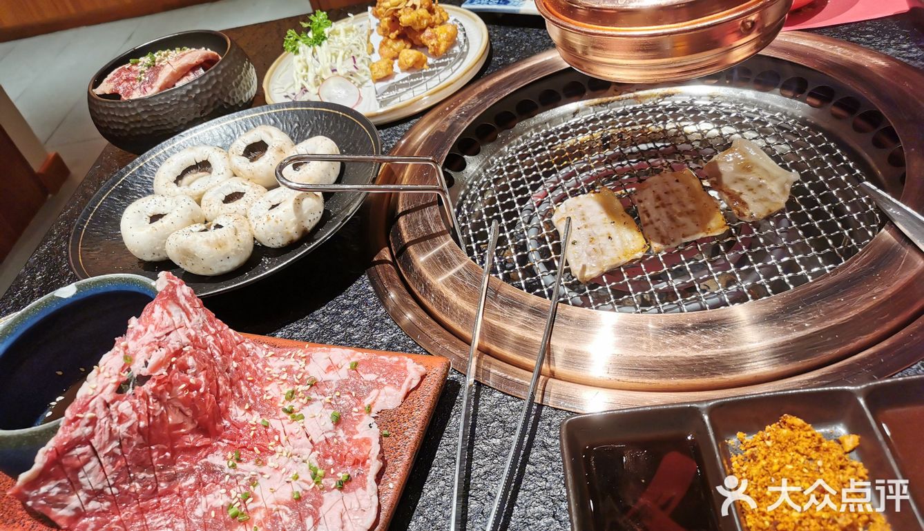 恩施街超好吃的烤肉店[调皮]