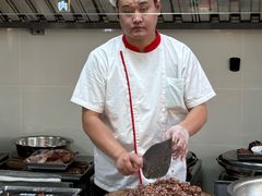 -闫家驴肉老店(华电一校店)