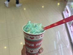 -DQ·蛋糕·冰淇淋(浦江欢乐颂店)