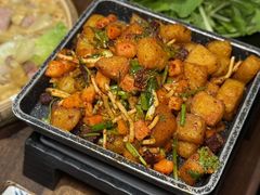 -贵厨酸汤牛肉(花果园国际中心店)
