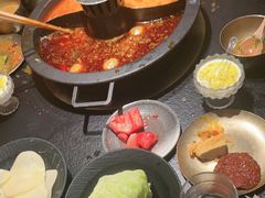 -晓宇重庆火锅(西安荟聚店)