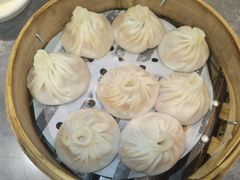 -莱莱小笼·乔艾