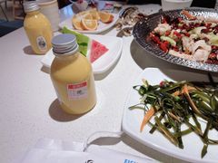 -小鱼小牛·鱼牛干锅·脆鱼火锅(世欧广场店)