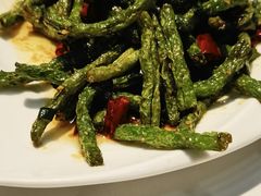 -嗨辣小聚·盘锦河蟹·海鲜烧烤龙虾(盘锦十年好店)
