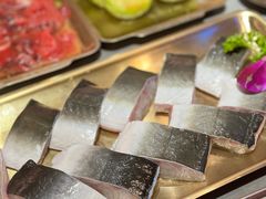 -围炉肉舍•炭烤活鳗•丹东海鲜烤肉(步行街店)