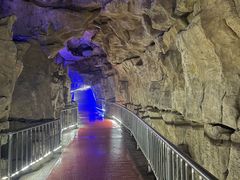 -泰安地下龙宫景区