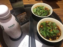 -万记麻辣烫国展总店