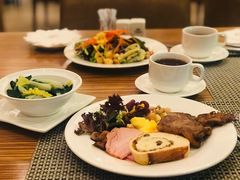 -皇城豪门酒店-美多娜国际美食餐厅