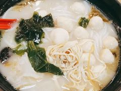 -灵芝妹子海鲜米线(瓦房店新玛特店)