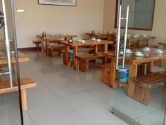 -美顺香食府鱼头老店(雪野湖店)