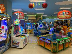-莫莉幻想儿童乐园(哈尔滨王府井店)