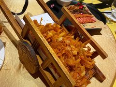-皇冠明珠鱼翅楼(水上公园店)