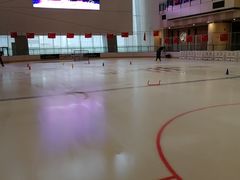 -冰纷万象滑冰场(二七万象城店)