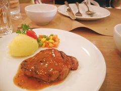 -彩虹云霄酒店76&78层国际自助餐