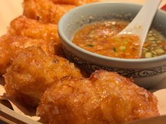 -大头虾越式风味餐厅(光明广场店)