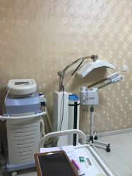 -荟草堂痘肌修护中心