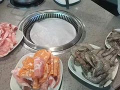 -金滏山烤肉·海鲜·火锅自助餐厅(襄阳万达店)