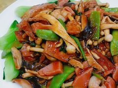客家菌菇豆腐-金阁家常菜(贵阳路店)