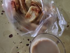 -老光明岗琼甜茶馆