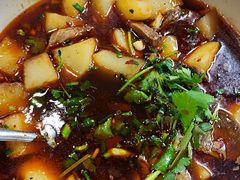 -余家庄肥肠鱼地方汤锅(银杏大道店)
