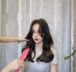 -AYO SALON