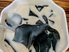 牛奶青草糊-百家缘(东门南路店)