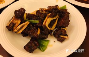 Plum Sauce Beef Short Ribs